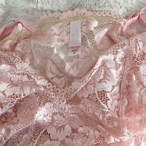New -unworn Victoria Secret small lace camisole